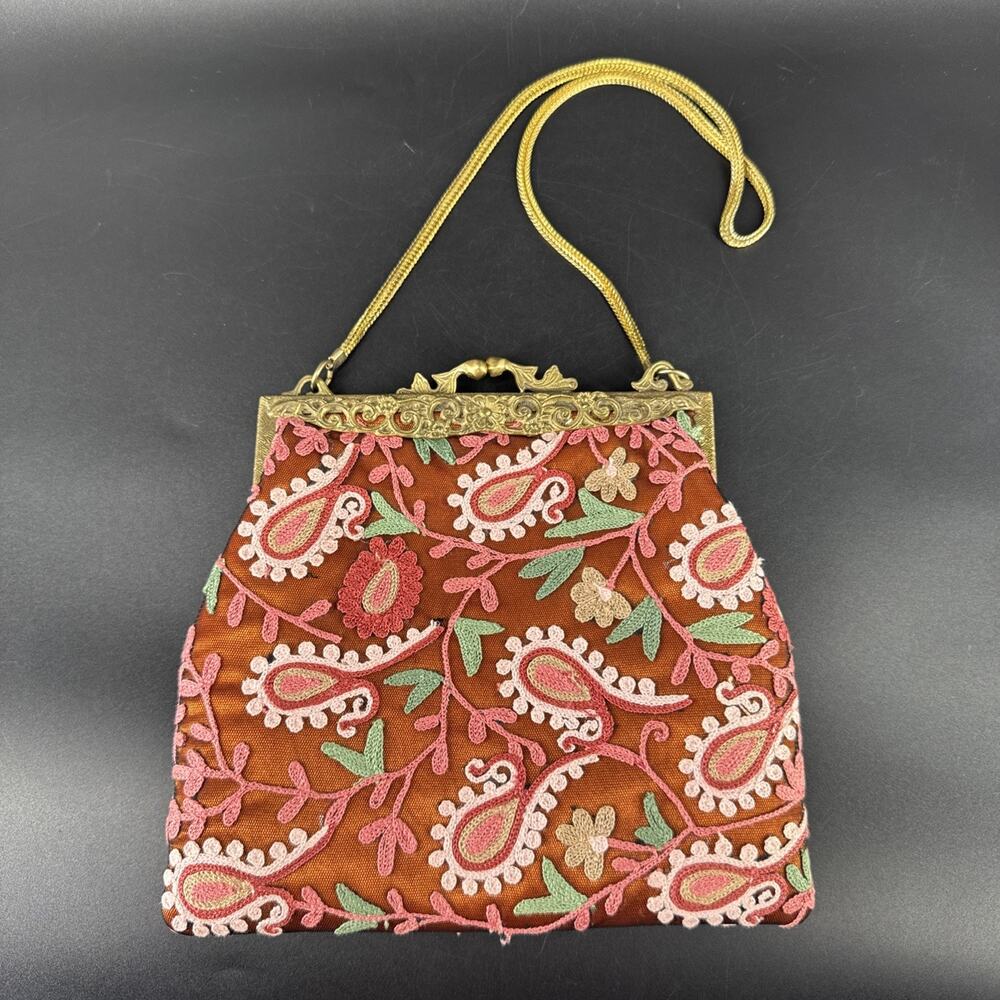 Vintage Ricki Designs USA CLUTCH HANDBAG PURSE 3D Tapestry Embroidered Paisley